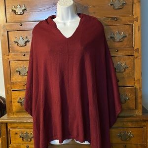 Woman’s Sweater Knit Cape/Poncho Pullover One Size Fits Most